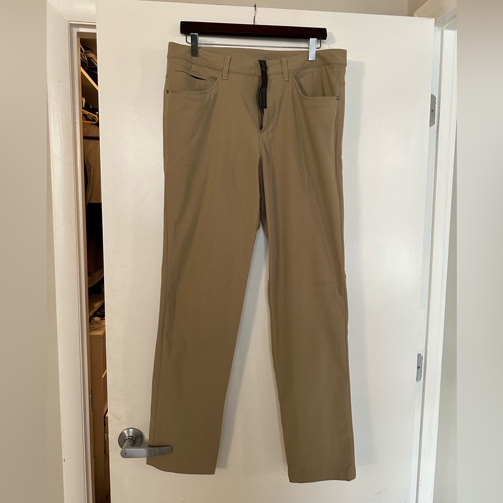 Lululemon ABC Classic-Fit 5 Pocket Pant 34"L
Warpstreme